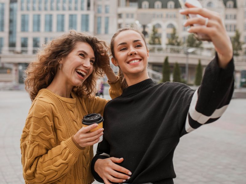 Girls Selfie